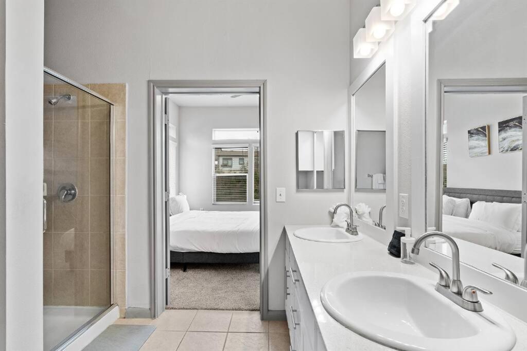 Modern Austin 2Br 2B Apt With Pool Parking & Wifi Exterior photo