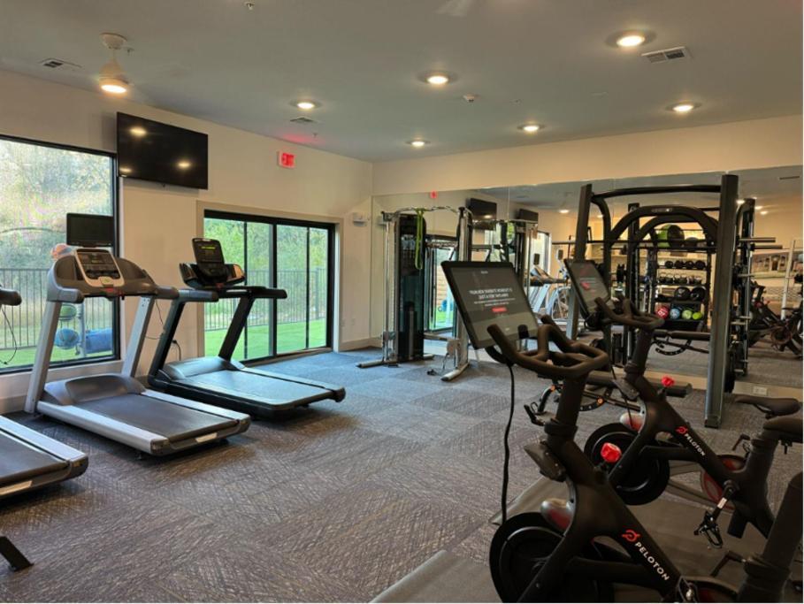 Modern Austin 2Br 2B Apt With Pool Parking & Wifi Exterior photo